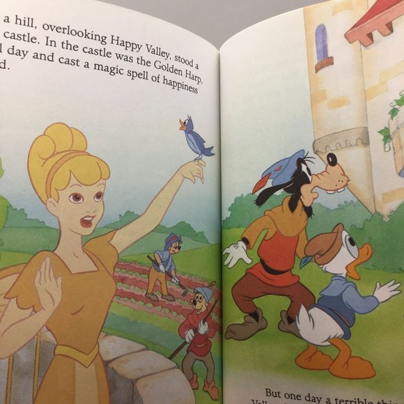 Vintage Little Golden Book Lot 2 Disney Mickey Mouse's Picnic and the Beanstalk - Picture 3 of 13